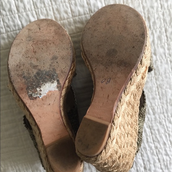 Stuart Weitzman olive raffia rope wedge sandals - Picture 7 of 13